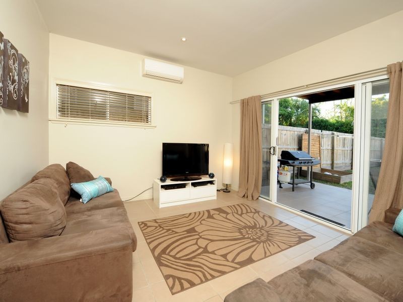 142 Dahlia Street, Cannon Hill QLD 4170