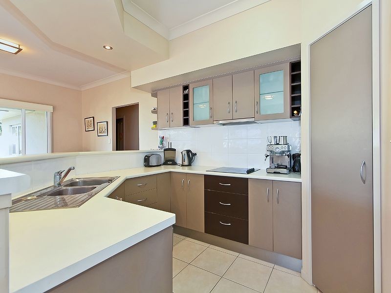 42 Emerald Street, Murarrie QLD 4172