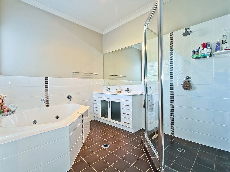 42 Emerald Street, Murarrie QLD 4172