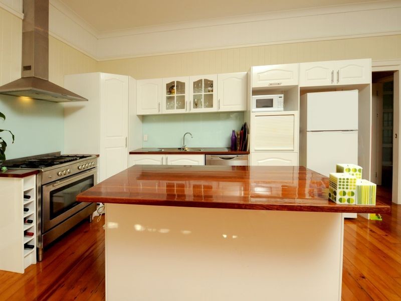 112 Erica Street, Cannon Hill QLD 4170