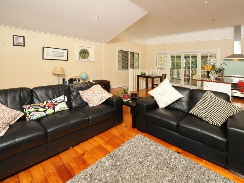 112 Erica Street, Cannon Hill QLD 4170