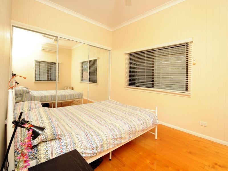 112 Erica Street, Cannon Hill QLD 4170