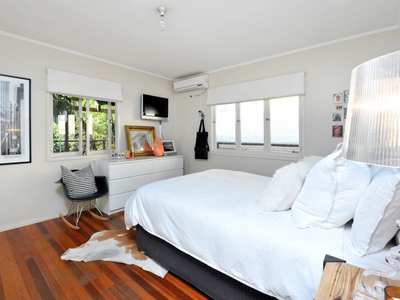 34 Paget Street, Carina QLD 4152