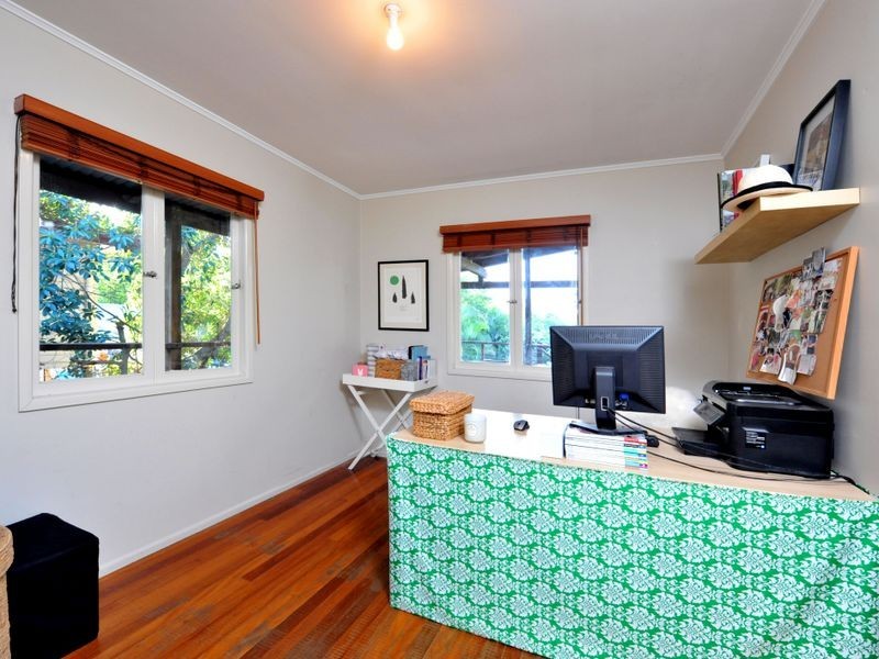 34 Paget Street, Carina QLD 4152