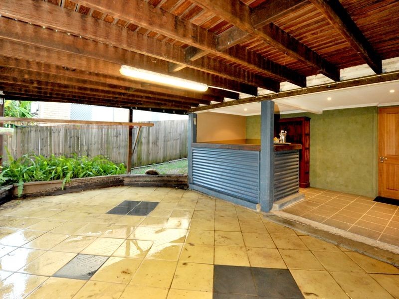 34 Paget Street, Carina QLD 4152