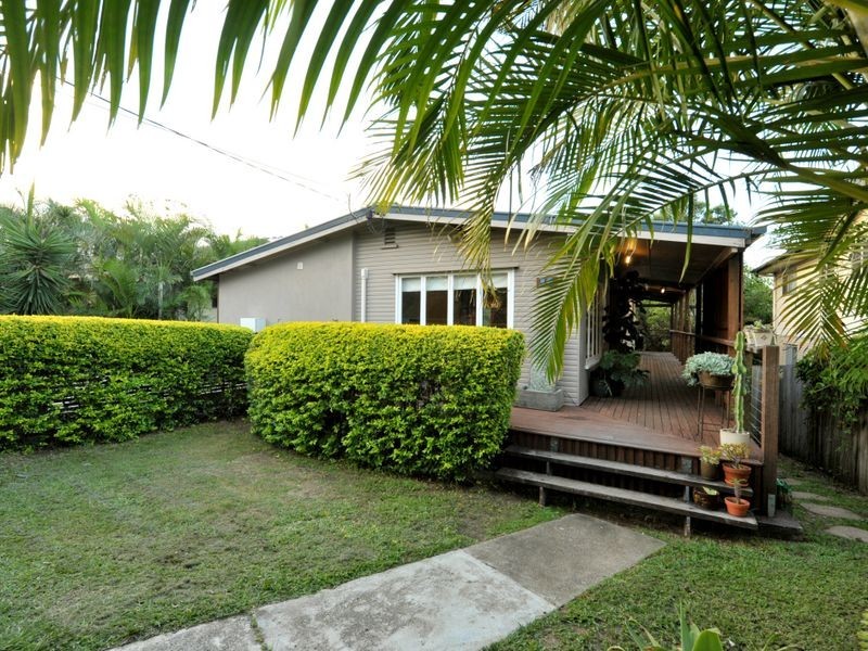 34 Paget Street, Carina QLD 4152