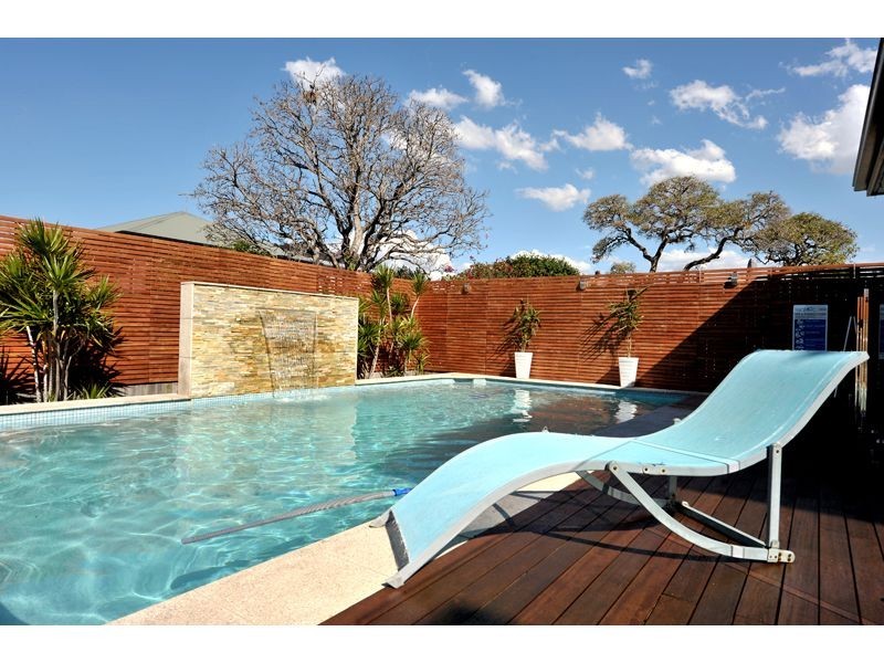 12 Delsie Street, Cannon Hill QLD 4170