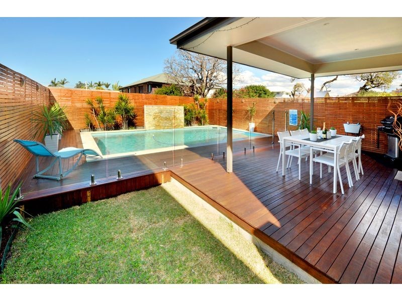 12 Delsie Street, Cannon Hill QLD 4170