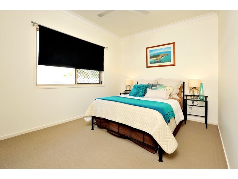 12 Delsie Street, Cannon Hill QLD 4170