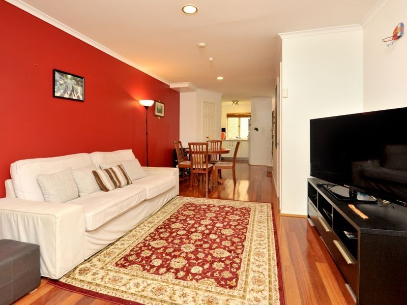 17/105 Richmond Road, Morningside QLD 4170