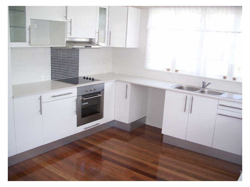 61 Whitworth Road, Cannon Hill QLD 4170