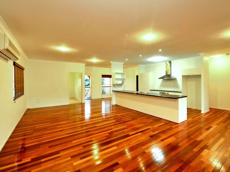 35 Dorothea Street, Cannon Hill QLD 4170