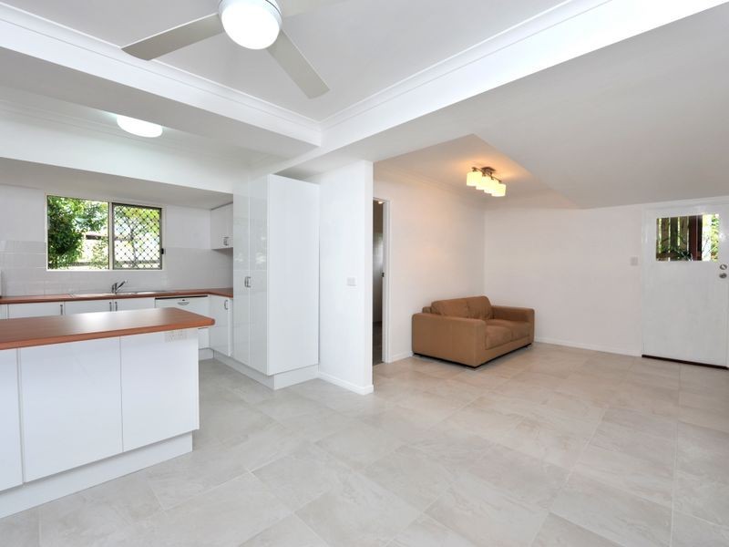 35 Dorothea Street, Cannon Hill QLD 4170