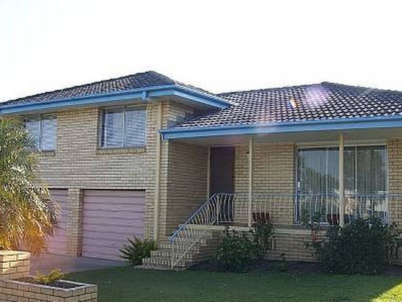 1882 Creek Road, Cannon Hill QLD 4170