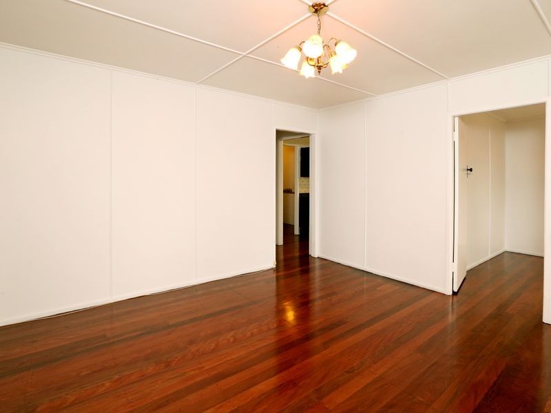 10 Meyrick Street, Cannon Hill QLD 4170