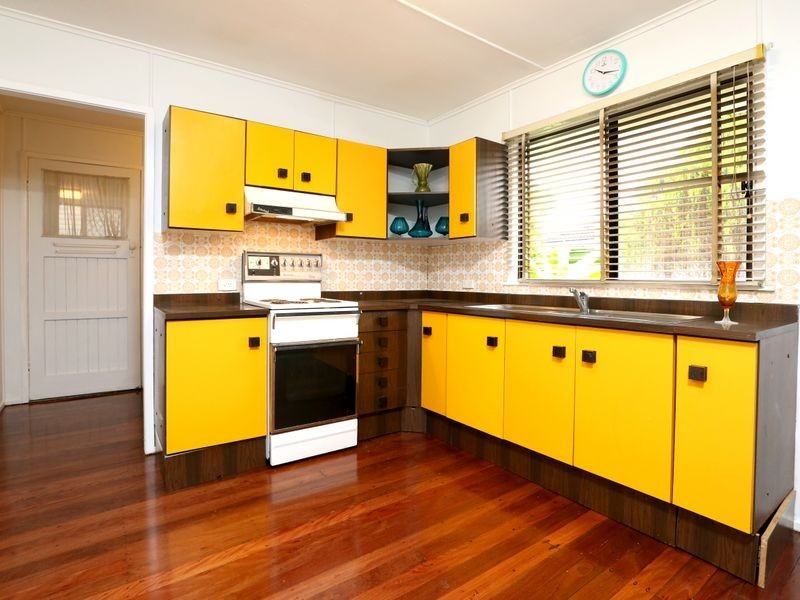 10 Meyrick Street, Cannon Hill QLD 4170