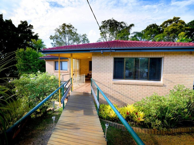 7 Lombard Street, Carina QLD 4152