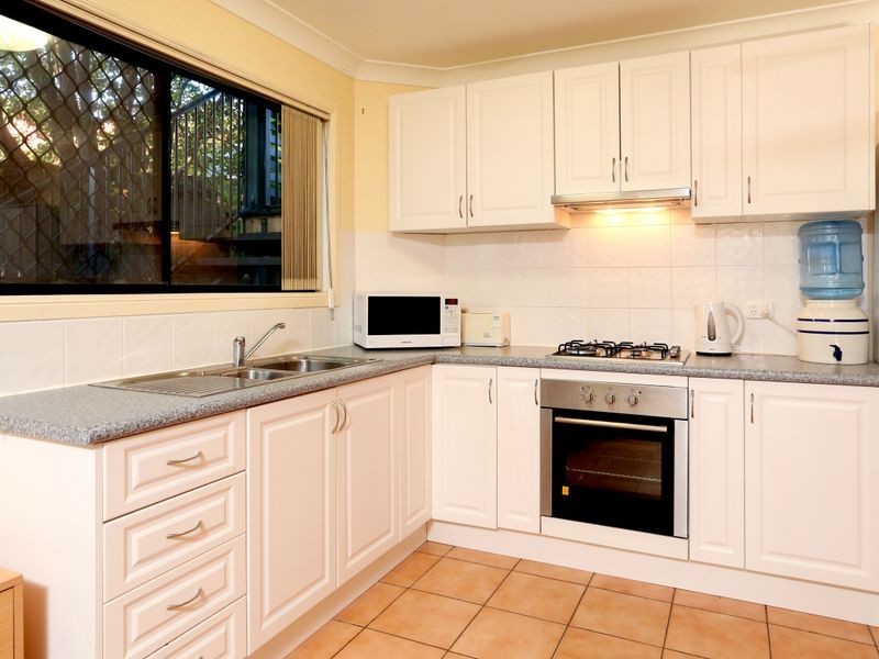 16 Redrock Street, Murarrie QLD 4172