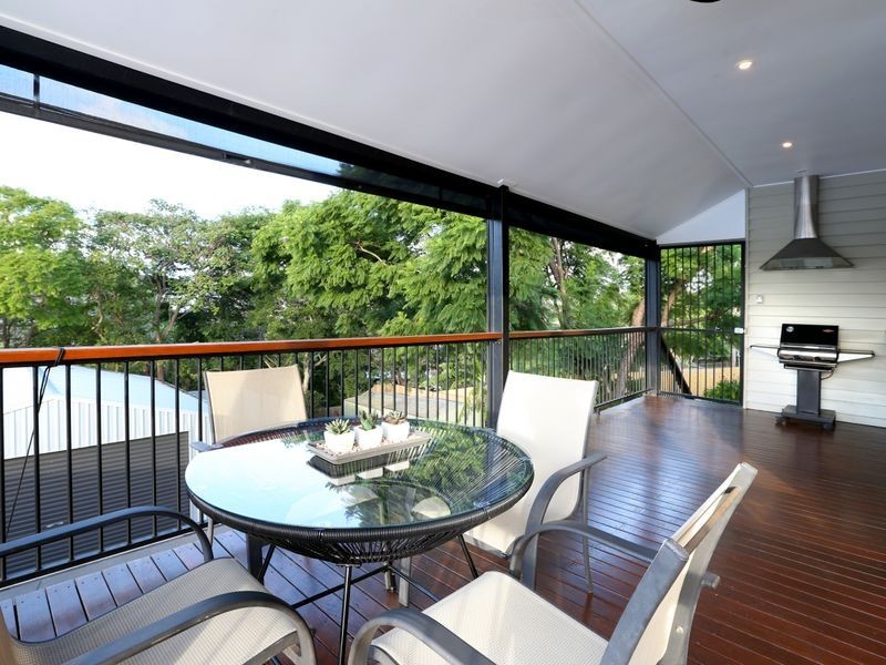 105 Porteus Drive, Seven Hills QLD 4170