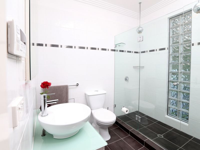 105 Porteus Drive, Seven Hills QLD 4170