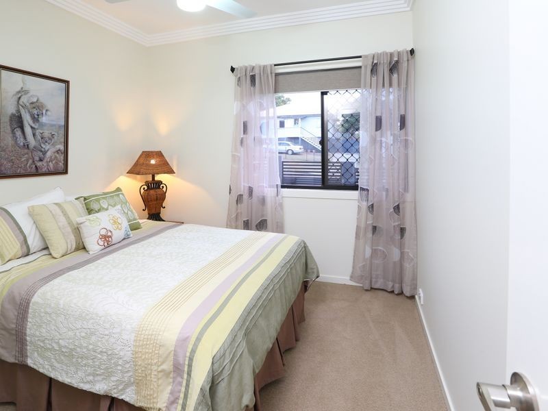 105 Porteus Drive, Seven Hills QLD 4170