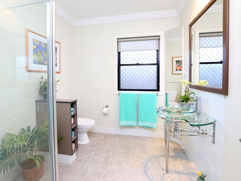 105 Porteus Drive, Seven Hills QLD 4170