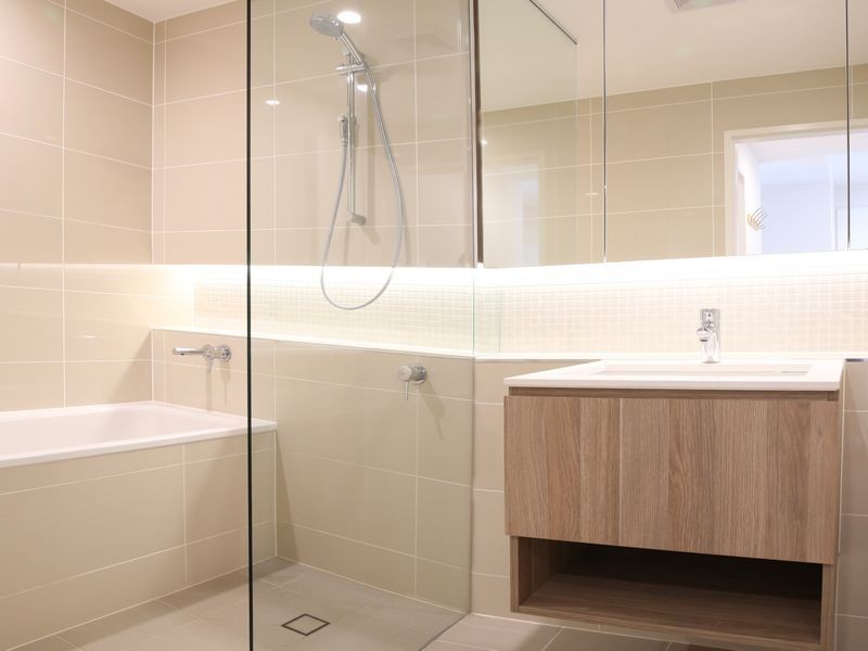 4301/12 – 18 Parkside Circuit, Hamilton QLD 4007