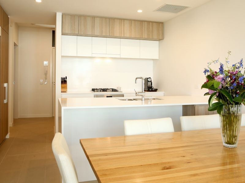 4301/12 – 18 Parkside Circuit, Hamilton QLD 4007