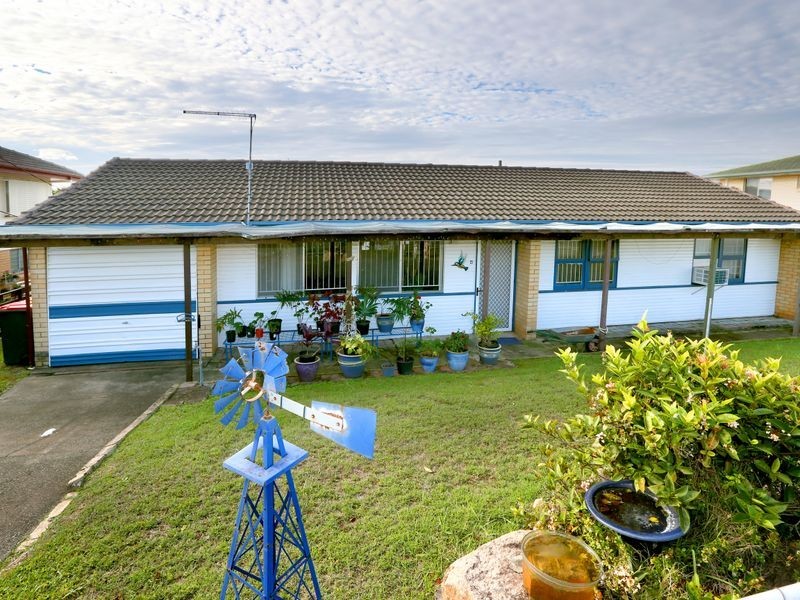 4 Lyric Street, Cannon Hill QLD 4170