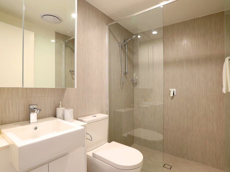 1101/1068 Wynnum Road, Cannon Hill QLD 4170