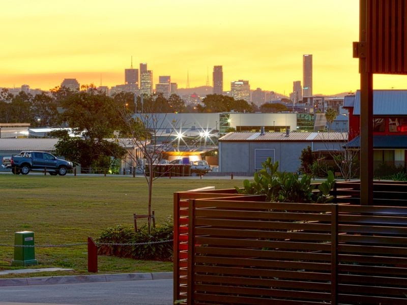 1101/1068 Wynnum Road, Cannon Hill QLD 4170