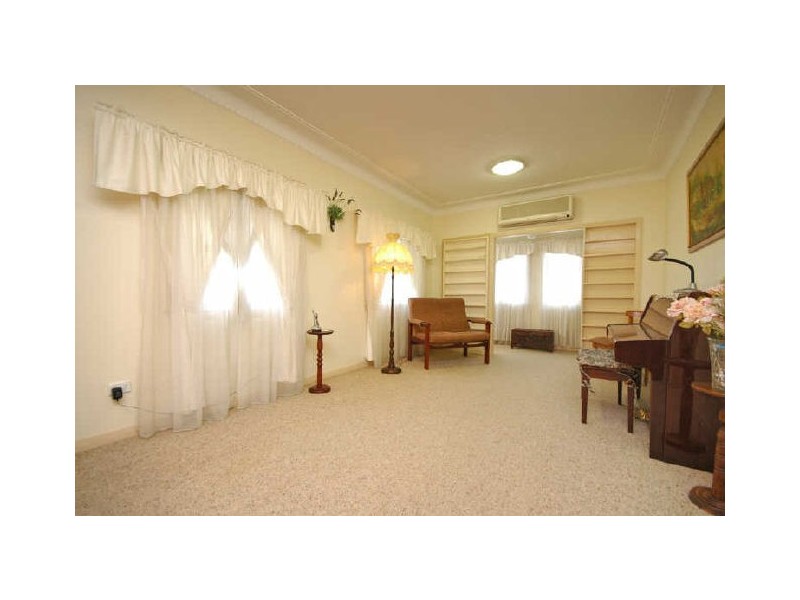 40 Edge Street, Murarrie QLD 4172