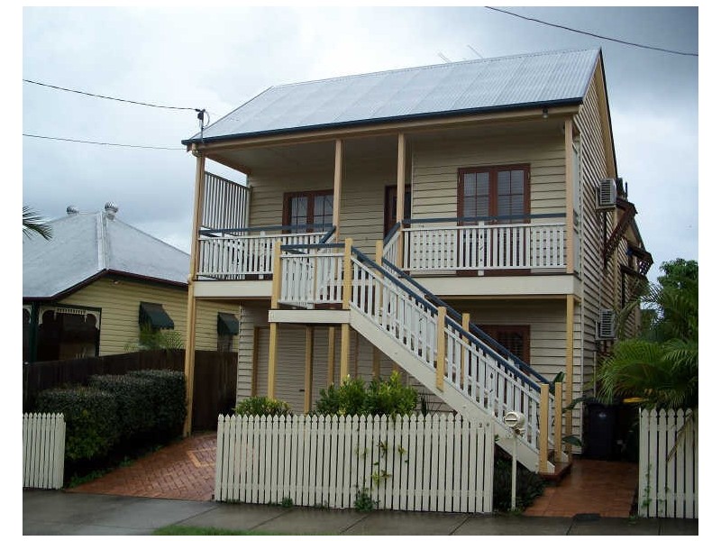 28 Redfern Street, Woolloongabba QLD 4102