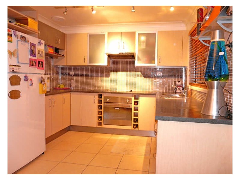 63 Jardine Drive, Springwood QLD 4127