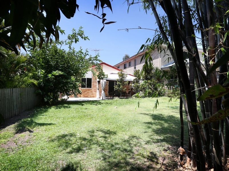 82 Armstrong Road, Cannon Hill QLD 4170
