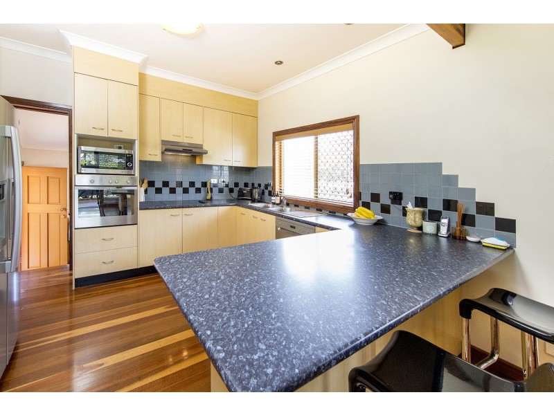 86 Gatling Road, Cannon Hill QLD 4170