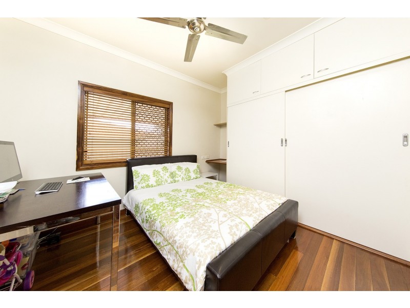 86 Gatling Road, Cannon Hill QLD 4170