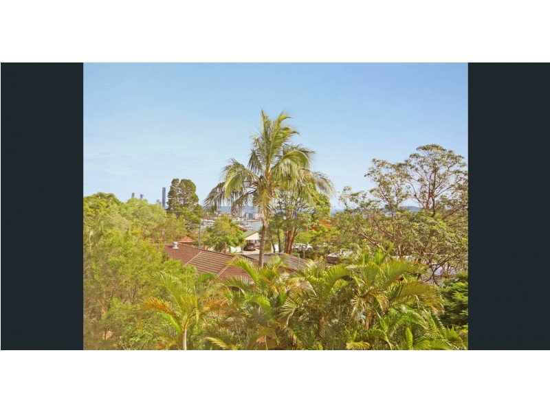Unit 2/10 McIlwraith Avenue, Balmoral QLD 4171