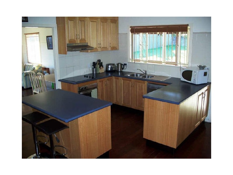 124 Railway Terrace, Murarrie QLD 4172