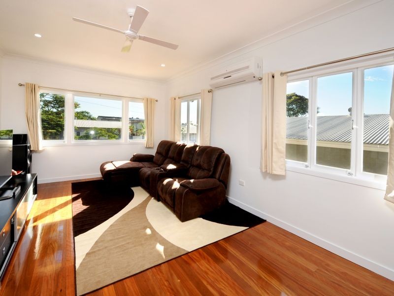 157 Dahlia Street, Cannon Hill QLD 4170