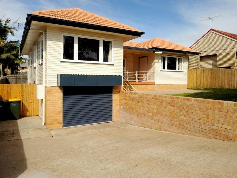 157 Dahlia Street, Cannon Hill QLD 4170