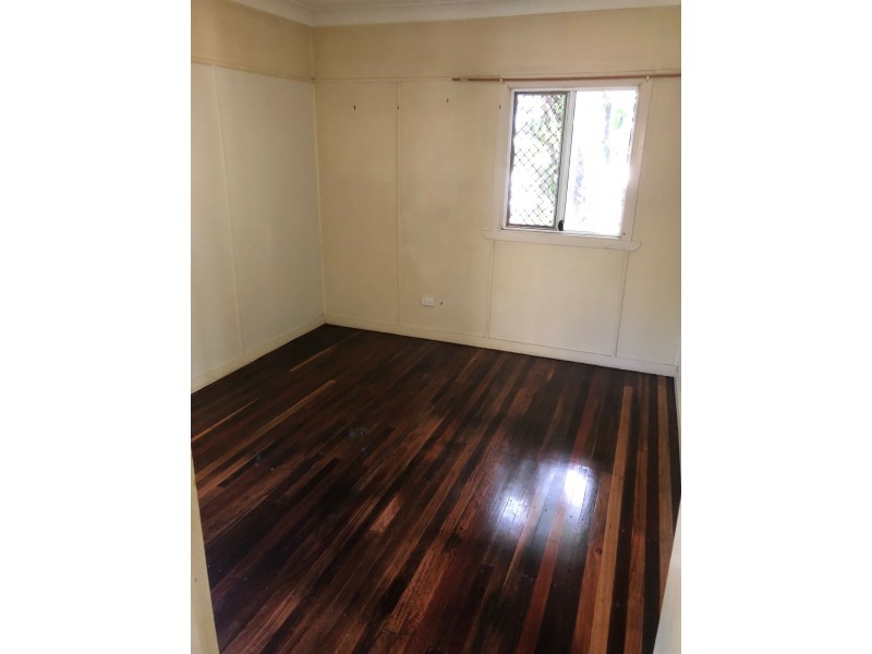 1933 Creek Road, Murarrie QLD 4172