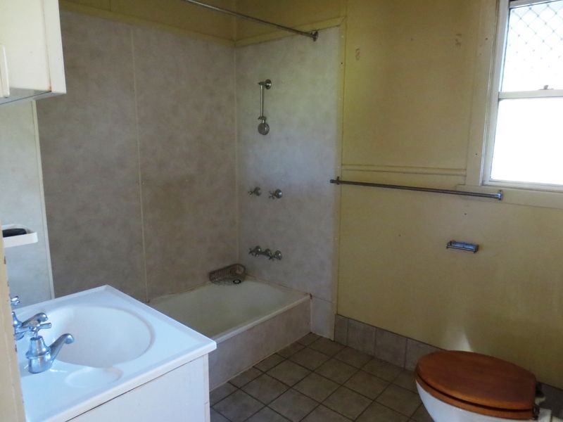 1933 Creek Road, Murarrie QLD 4172