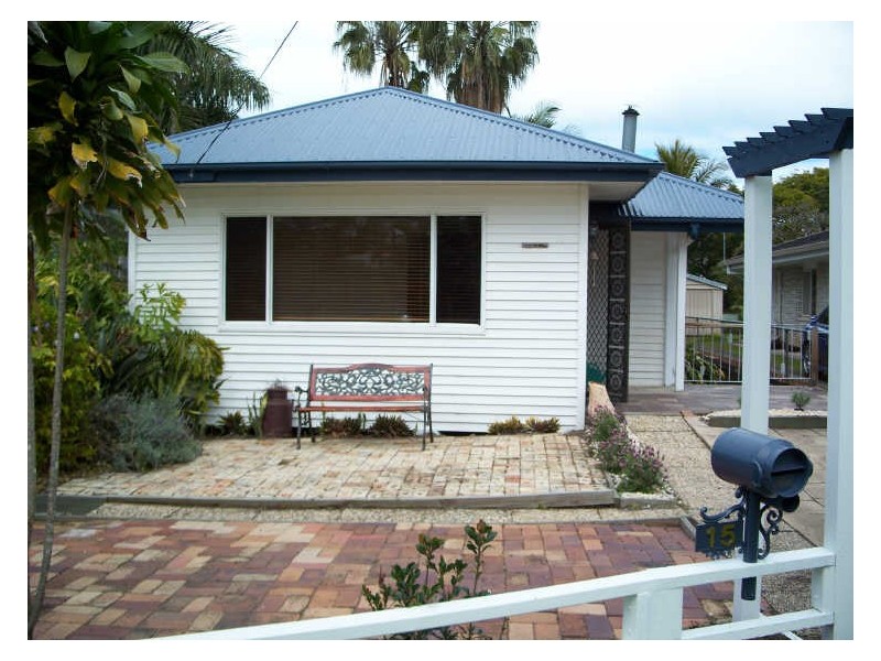 15 Mornington Crescent, Morningside QLD 4170