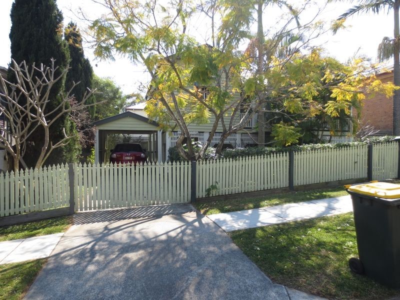24 Dickson Street, Morningside QLD 4170