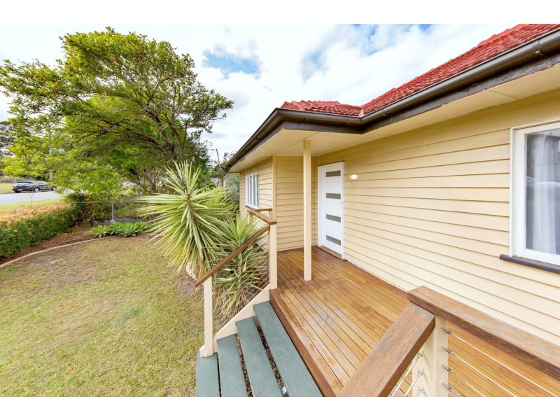19 Goolara Street, Cannon Hill QLD 4170