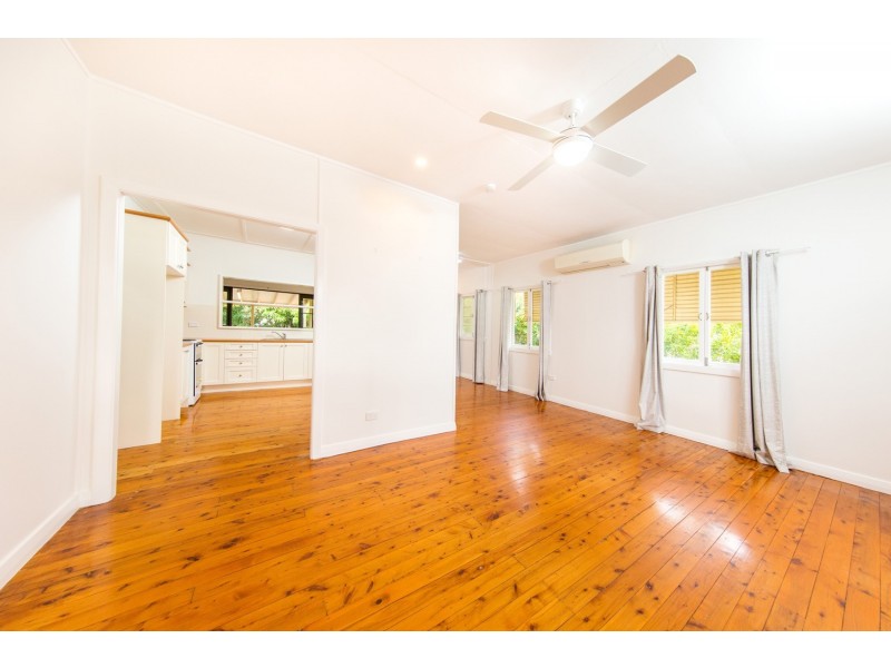 19 Goolara Street, Cannon Hill QLD 4170