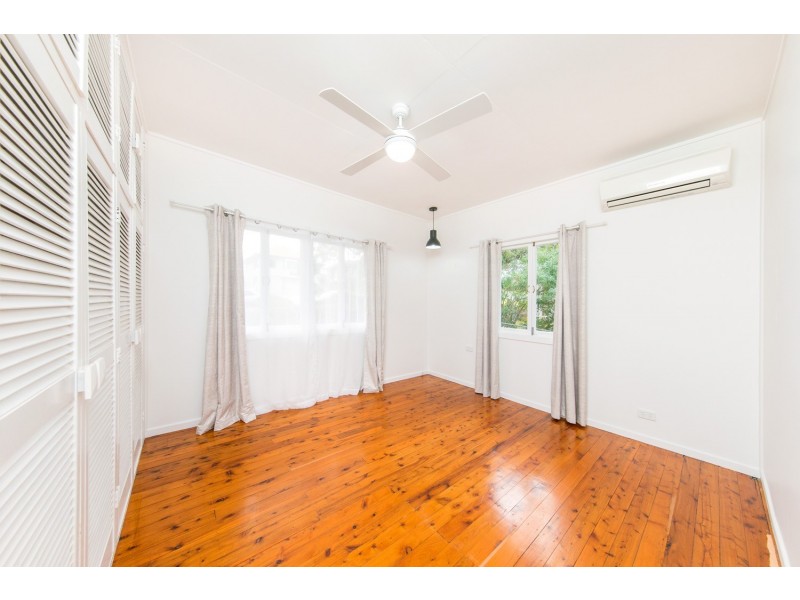 19 Goolara Street, Cannon Hill QLD 4170