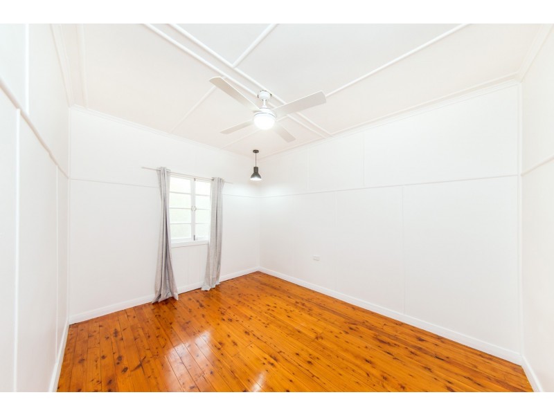19 Goolara Street, Cannon Hill QLD 4170