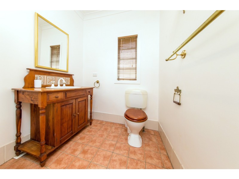 19 Goolara Street, Cannon Hill QLD 4170